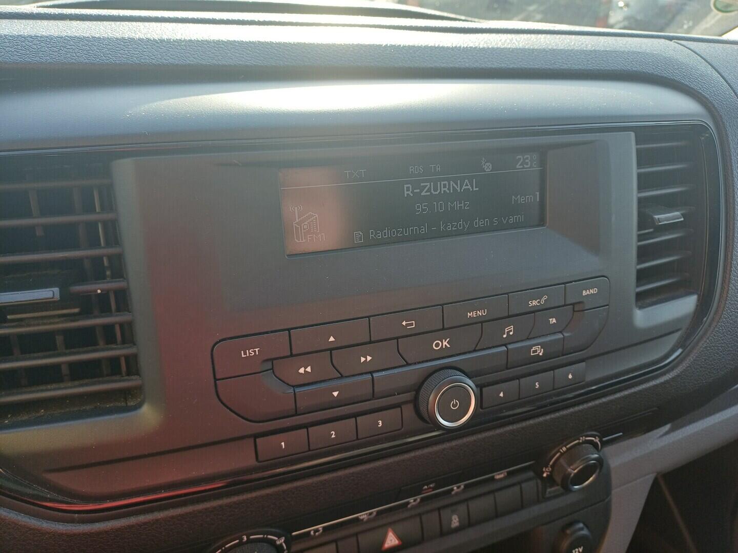 O199V00474_22.webp_PROACE  2.0 D-4D 90 kW manuál, DPH