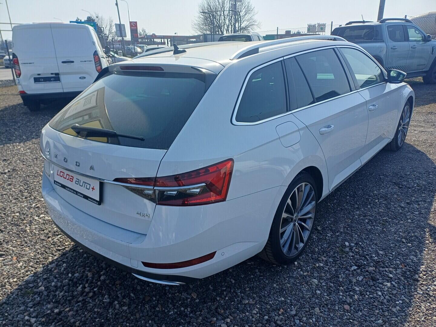 O199V00475_11.webp_SUPERB L&K 2.0 TDI 147 kW automat, DPH