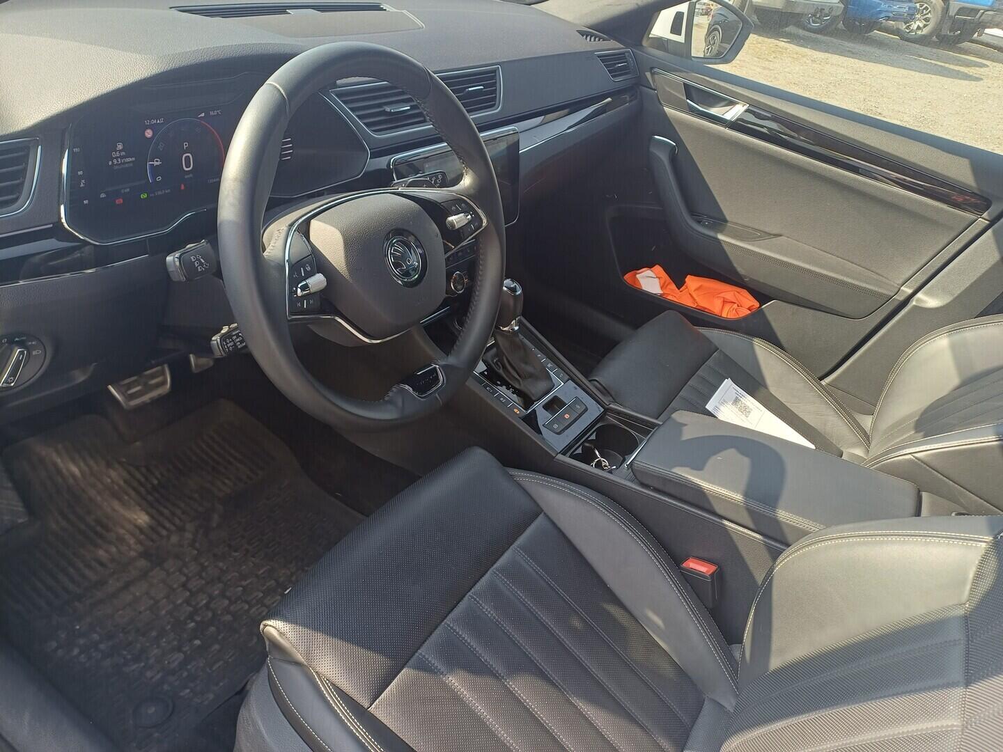 O199V00475_19.webp_SUPERB L&K 2.0 TDI 147 kW automat, DPH