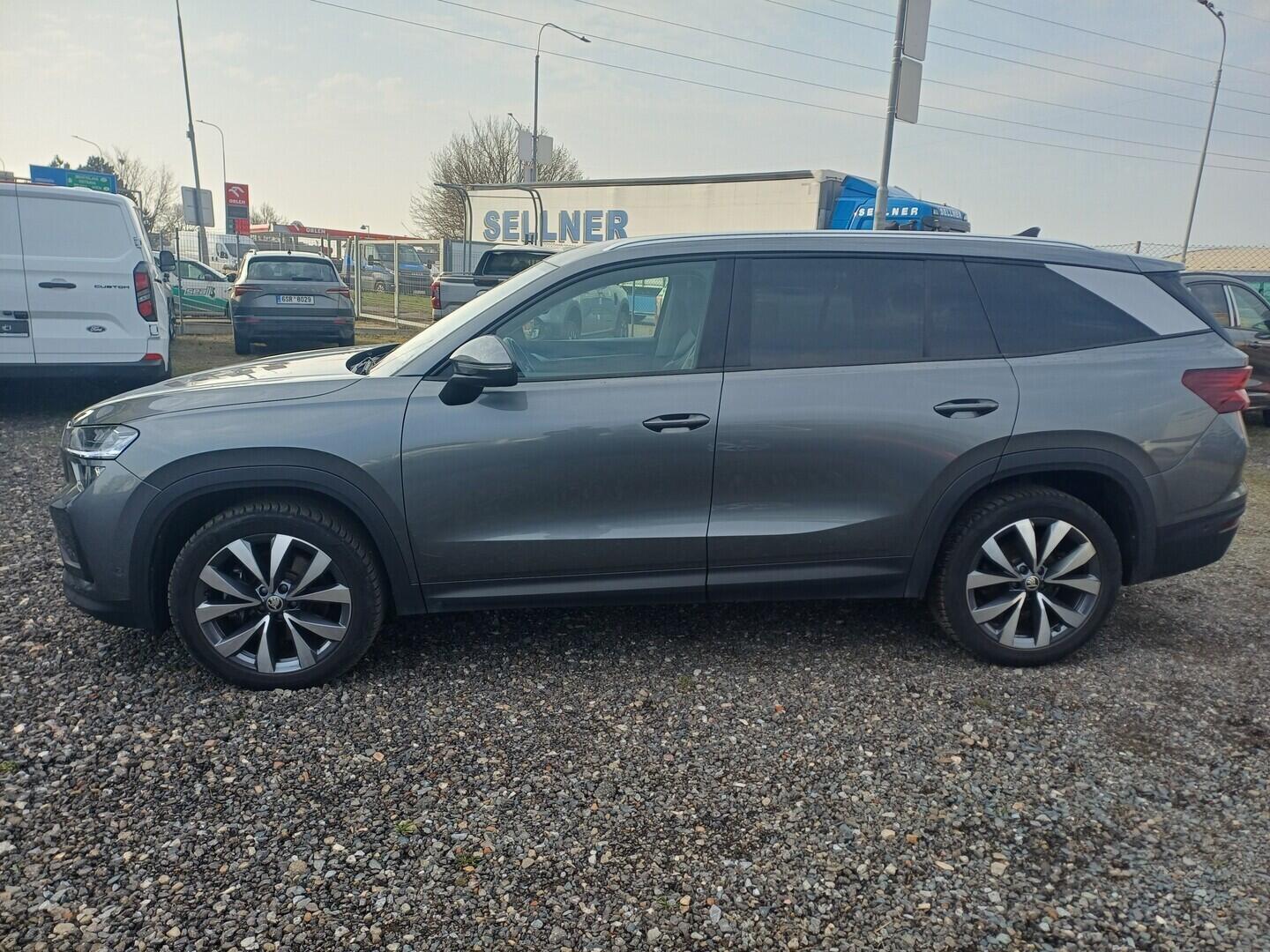 O199V00476_12.webp_KODIAQ Exclusive Selection 2.0 TDI 142 kW automat, DPH