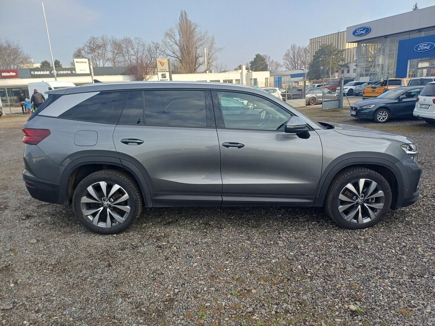 O199V00476_16.webp_KODIAQ Exclusive Selection 2.0 TDI 142 kW automat, DPH