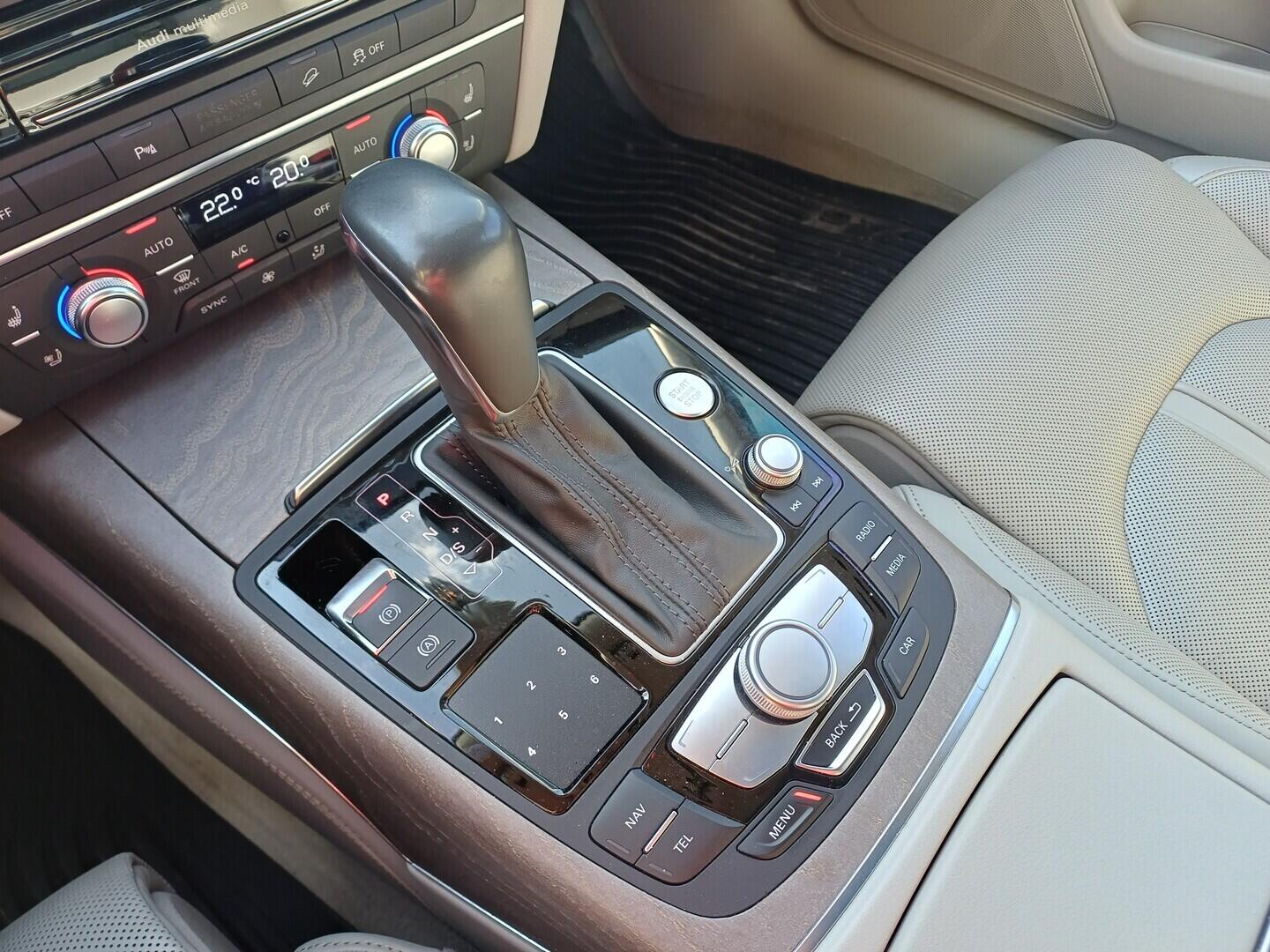 O199V00477_28.webp_A6 ALLROAD QUATTRO  3.0 TDI 235 kW automat