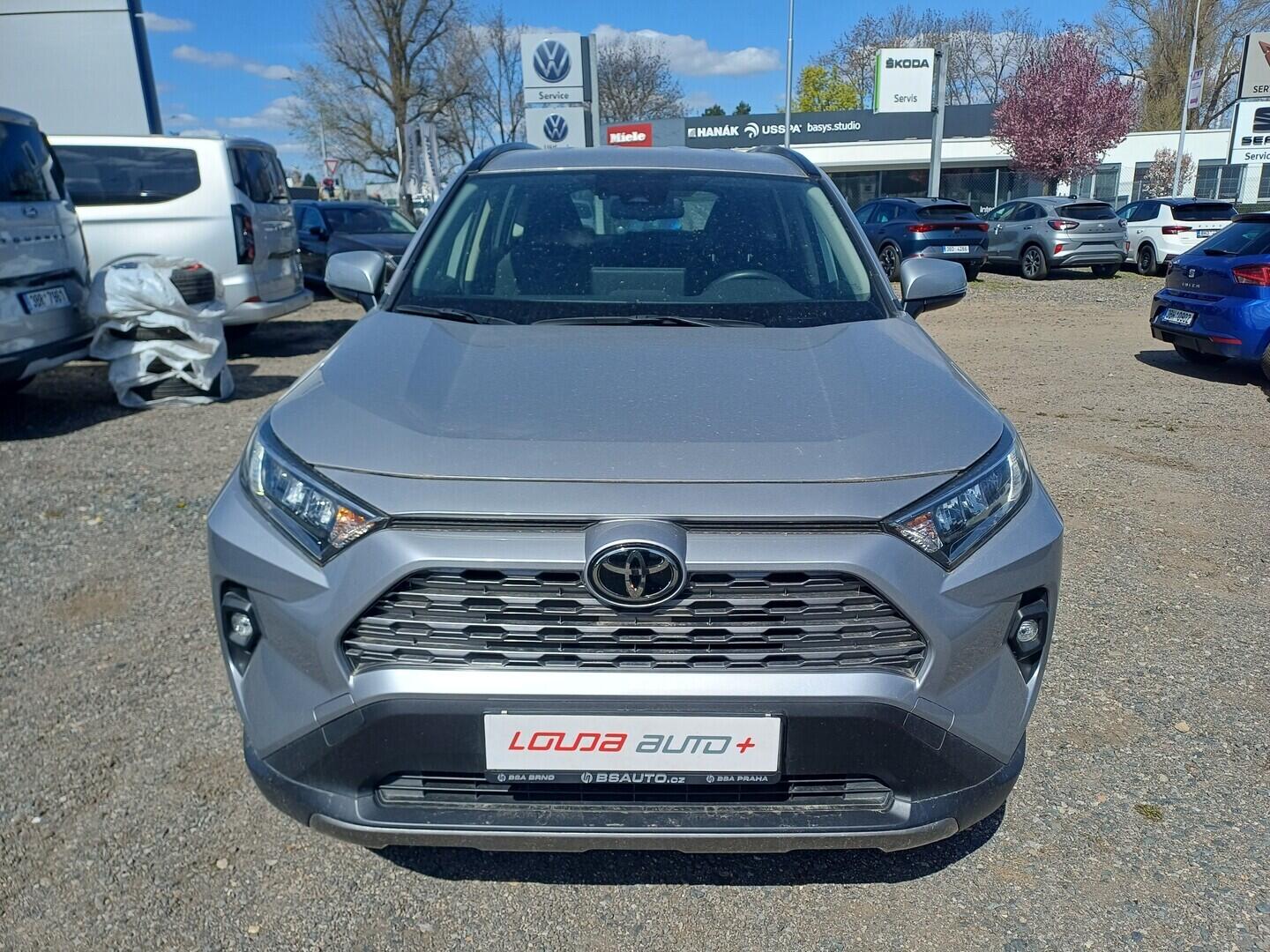 O199V00479_13.webp_RAV4 Comfort 2.0 2.0 129 kW manuál