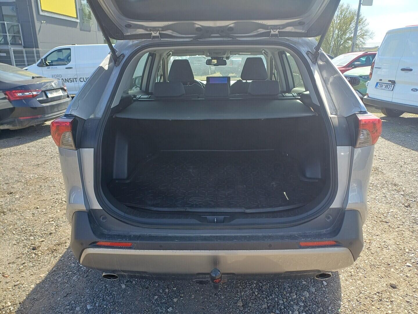 O199V00479_29.webp_RAV4 Comfort 2.0 2.0 129 kW manuál