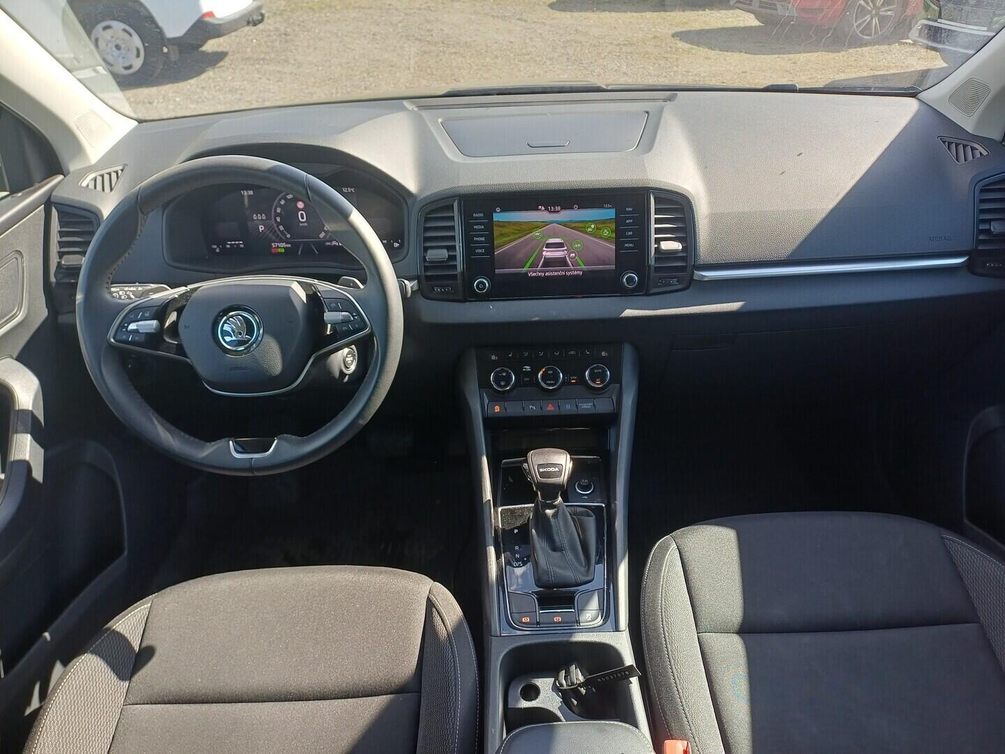 O199V00481_18.webp_KAROQ Selection 1.5 TSI 110 kW automat, DPH