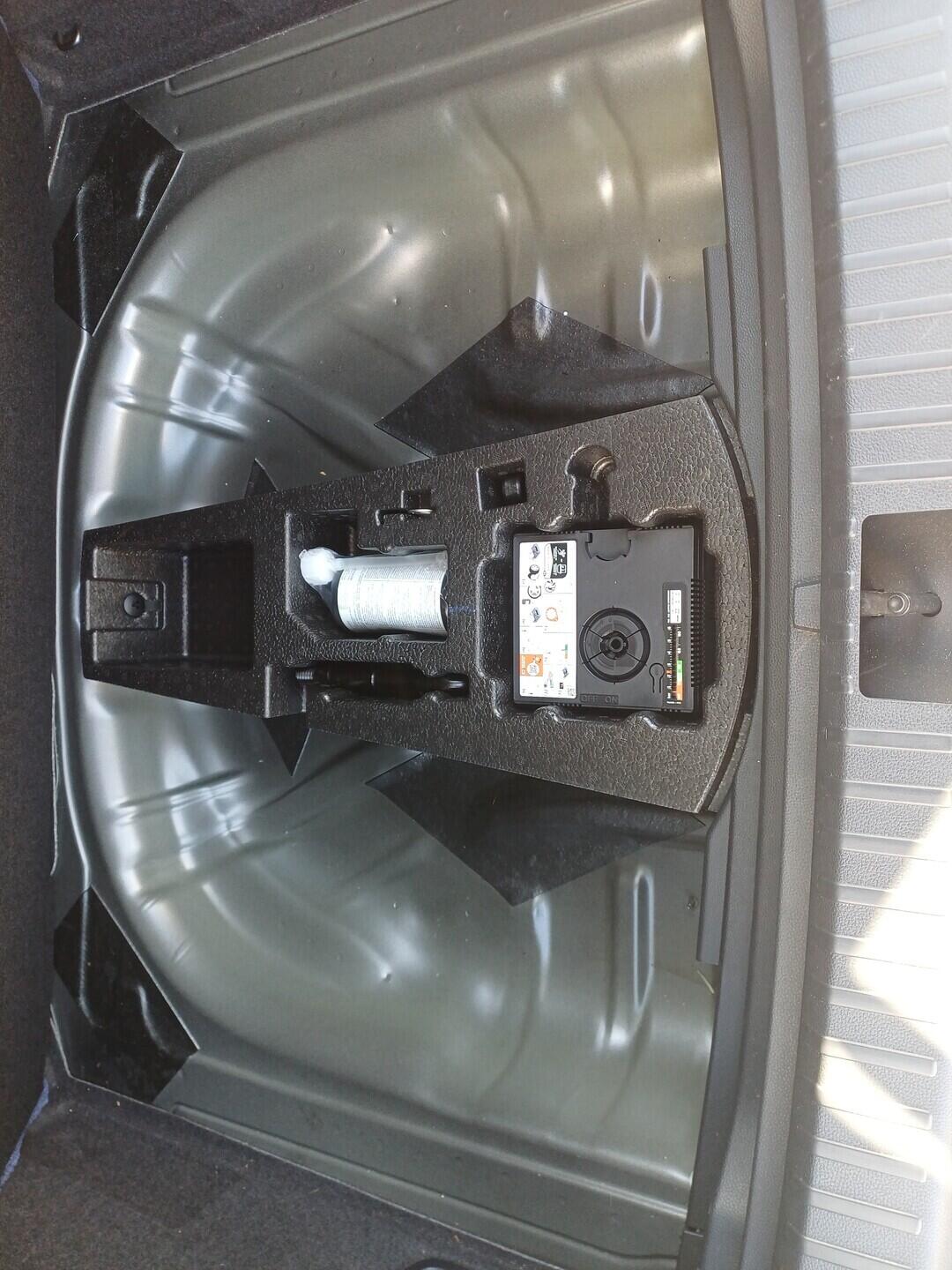 O199V00481_30.webp_KAROQ Selection 1.5 TSI 110 kW automat, DPH