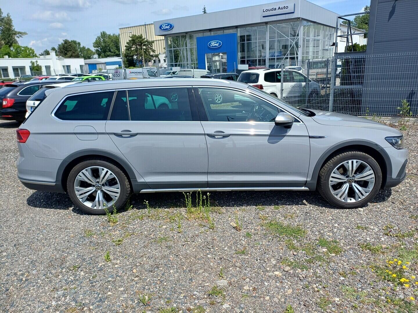 O199V00497_16.webp_PASSAT Alltrack 2.0 TDI 147 kW automat, DPH