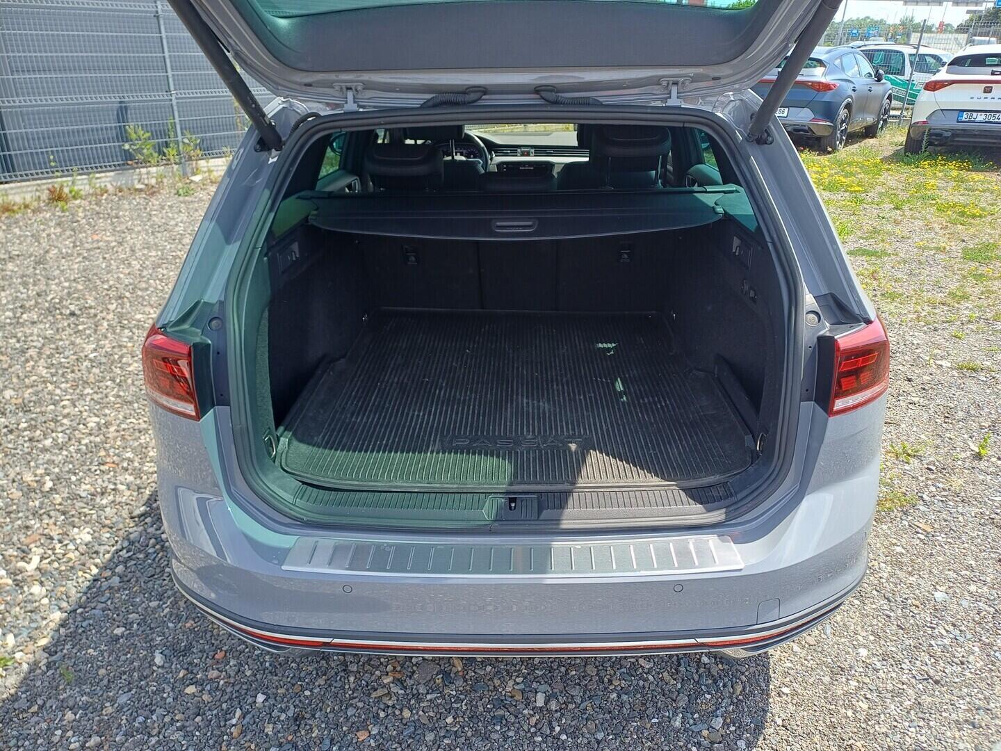 O199V00497_30.webp_PASSAT Alltrack 2.0 TDI 147 kW automat, DPH