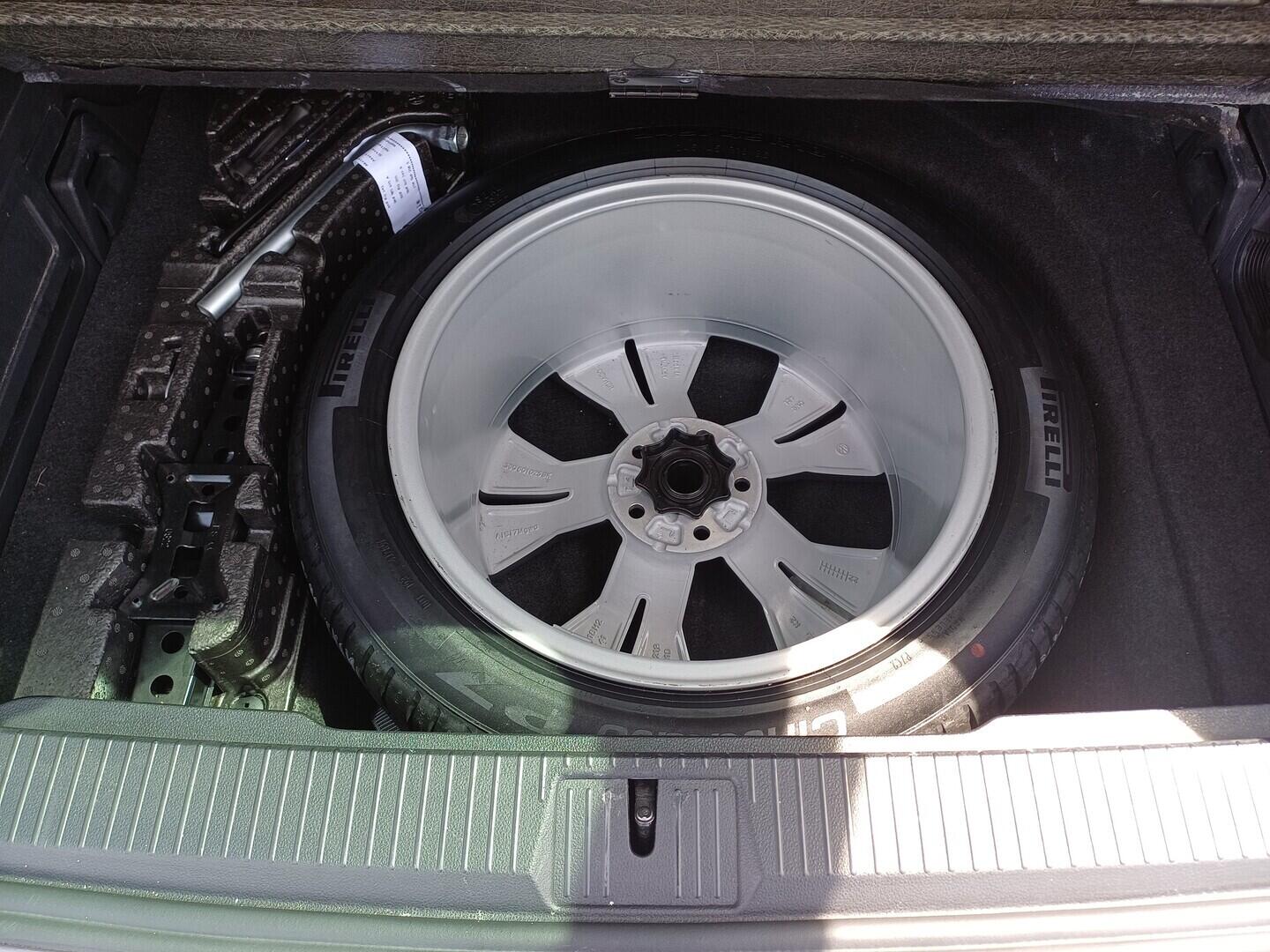O199V00497_31.webp_PASSAT Alltrack 2.0 TDI 147 kW automat, DPH