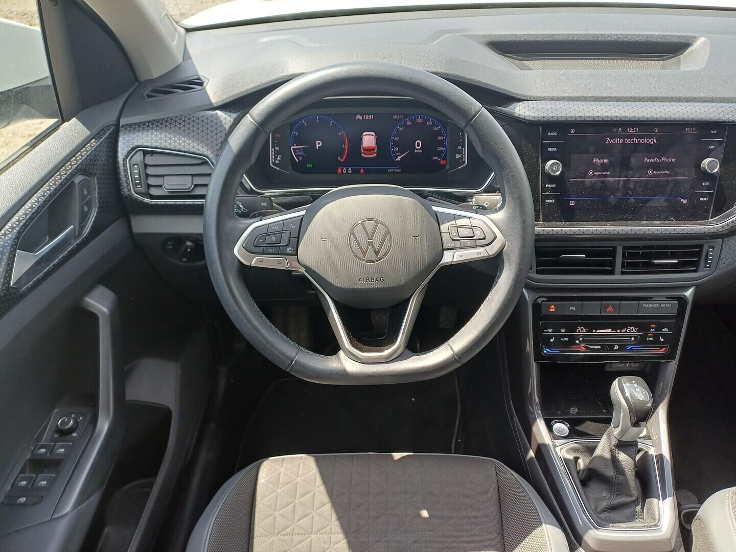 O199V00499_23.webp_T-CROSS Style 1.0 TSI 81 kW automat