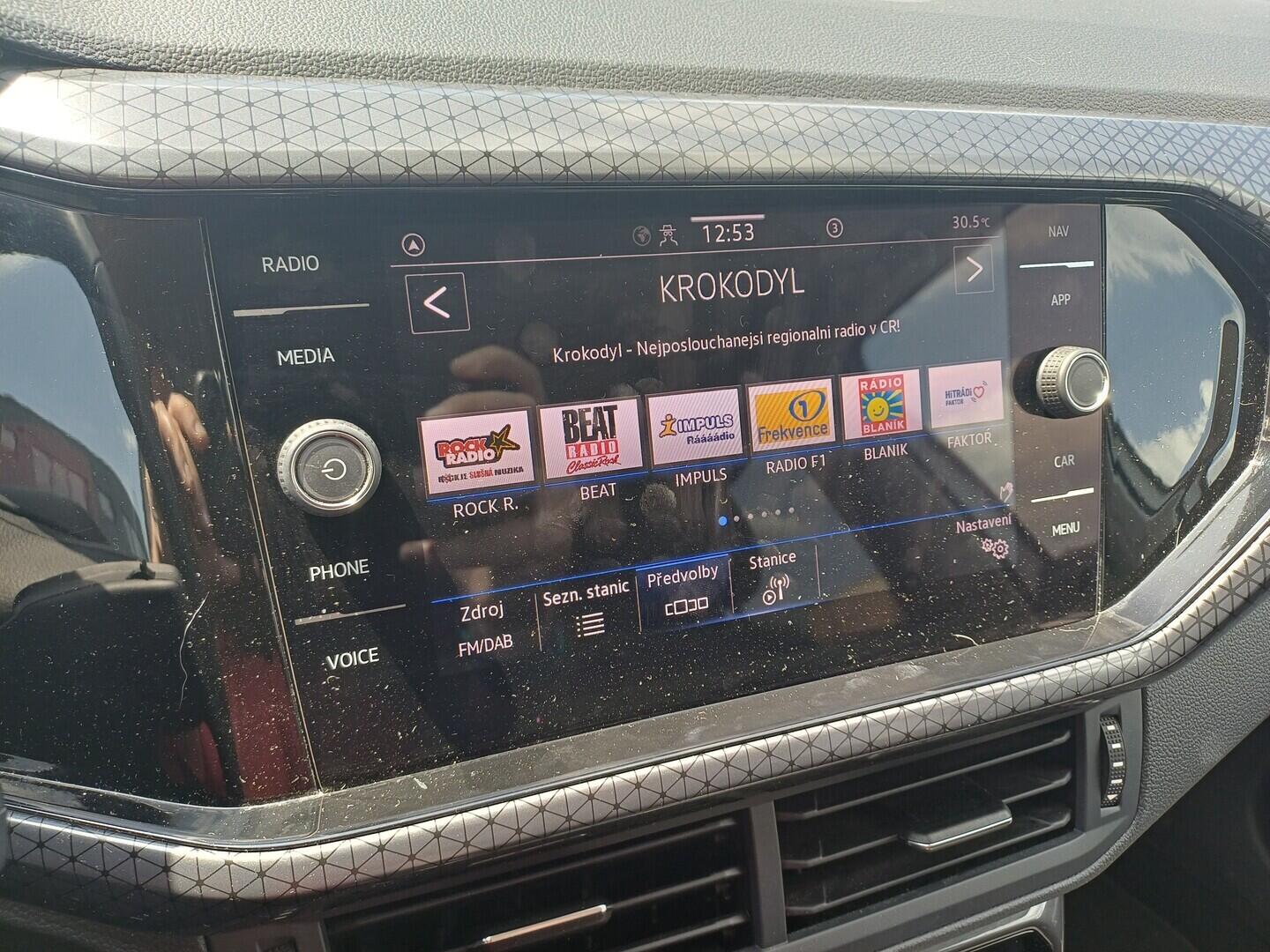 O199V00499_24.webp_T-CROSS Style 1.0 TSI 81 kW automat