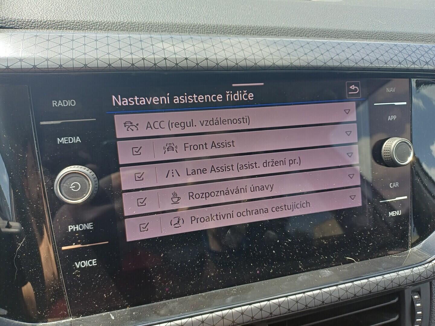 O199V00499_26.webp_T-CROSS Style 1.0 TSI 81 kW automat