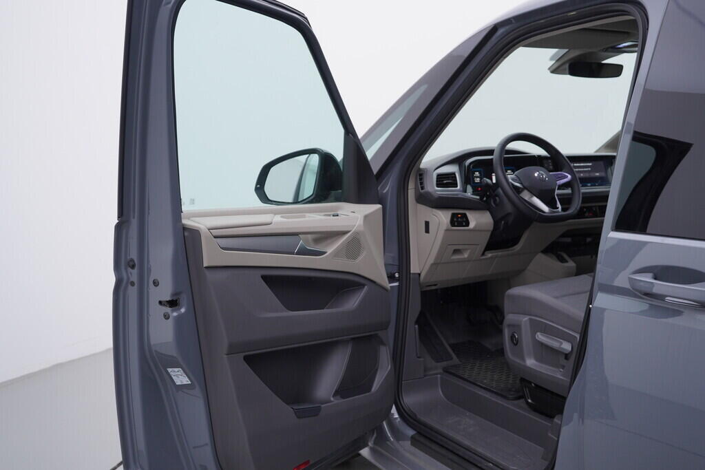 O419K00054_18.webp_MULTIVAN Life Bulli 2.0 TDI 110 kW automat, DPH