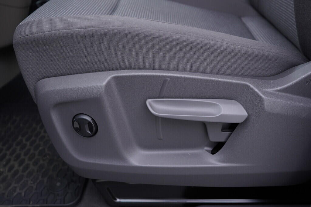 O419K00054_21.webp_MULTIVAN Life Bulli 2.0 TDI 110 kW automat, DPH