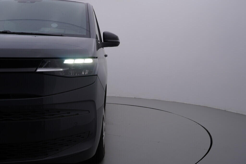 O419K00054_45.webp_MULTIVAN Life Bulli 2.0 TDI 110 kW automat, DPH