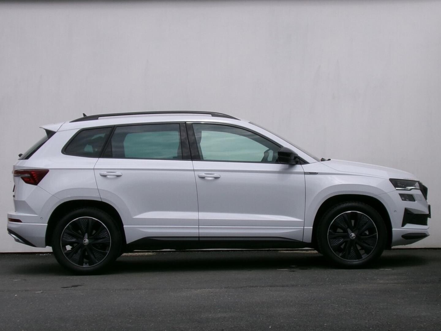 O419V05401_16.webp_KAROQ SportLine 2.0 TSI 140 kW automat, DPH