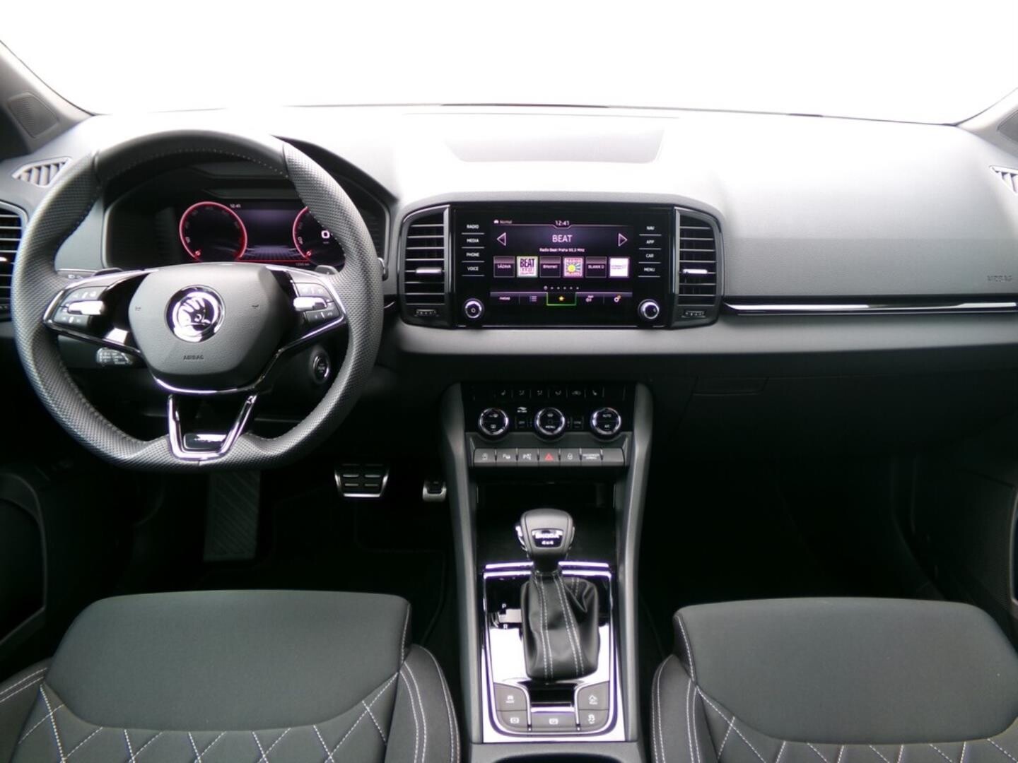 O419V05401_18.webp_KAROQ SportLine 2.0 TSI 140 kW automat, DPH