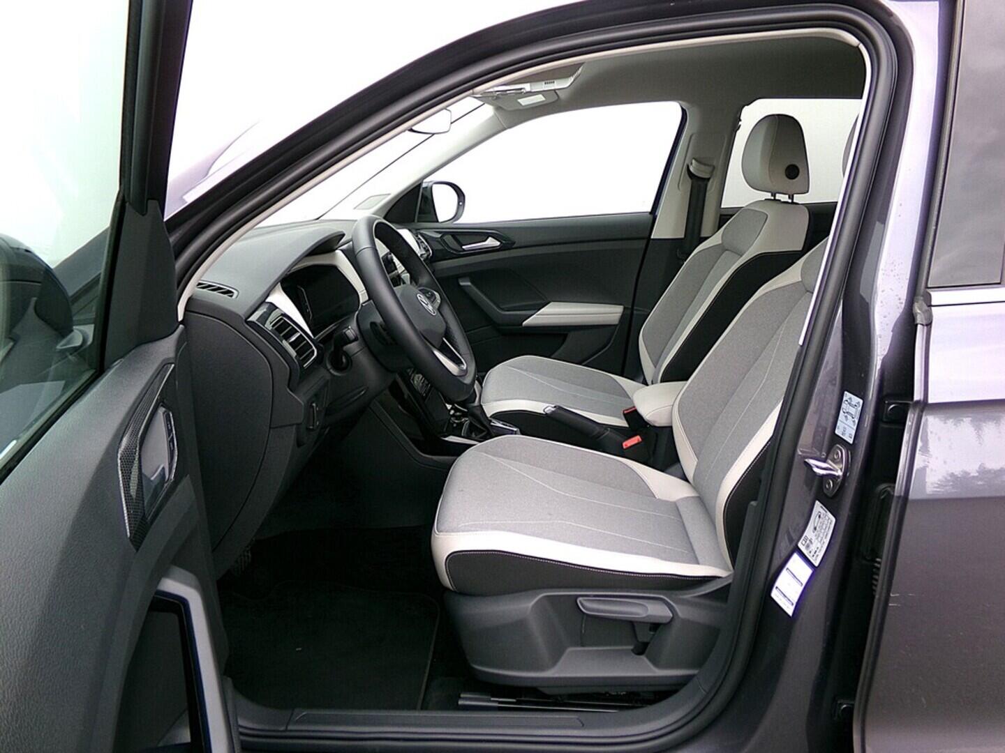 O419V06279_20.webp_T-CROSS Style 1.0 TSI 85 kW automat, DPH