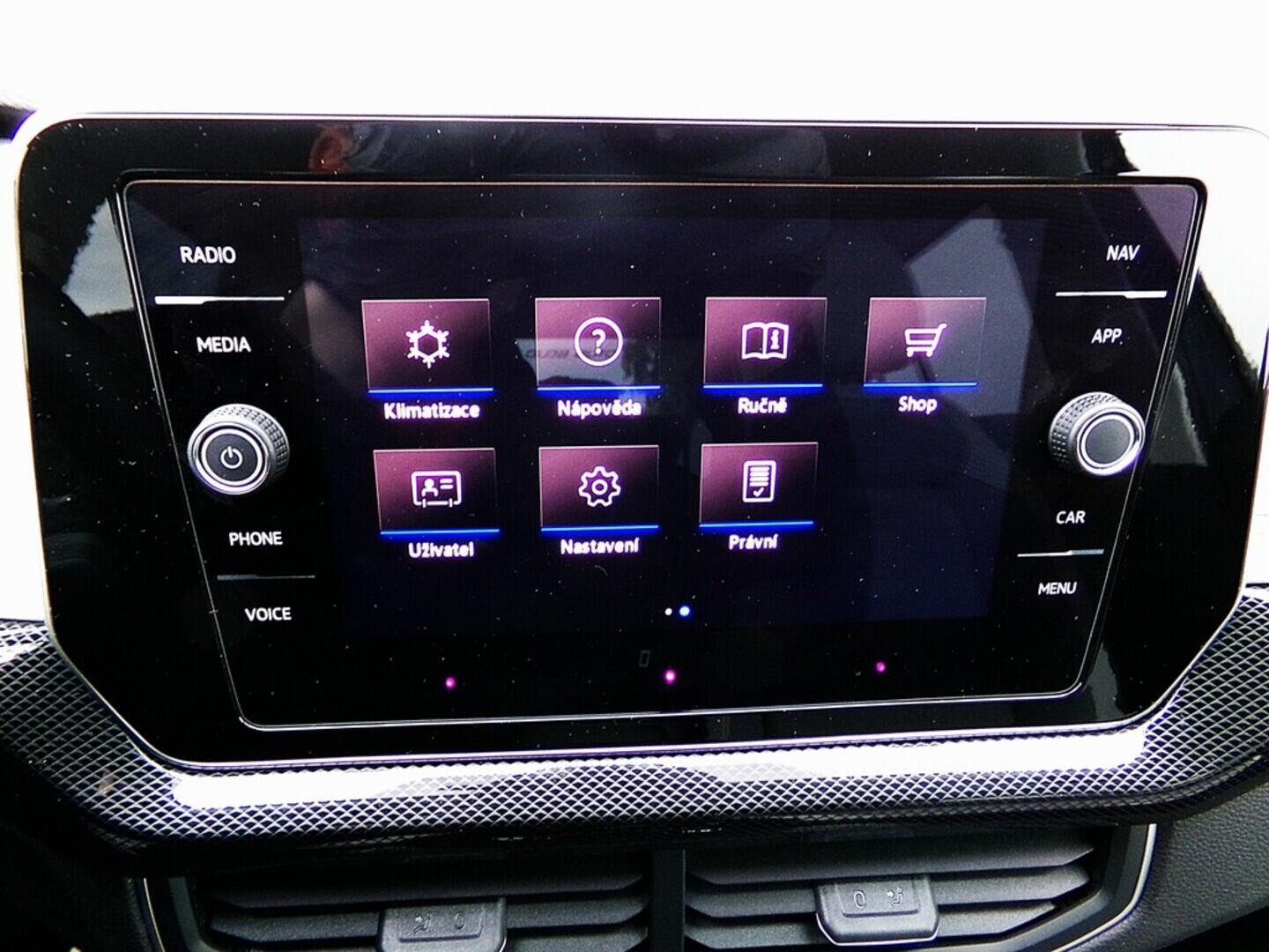 O419V06279_26.webp_T-CROSS Style 1.0 TSI 85 kW automat, DPH