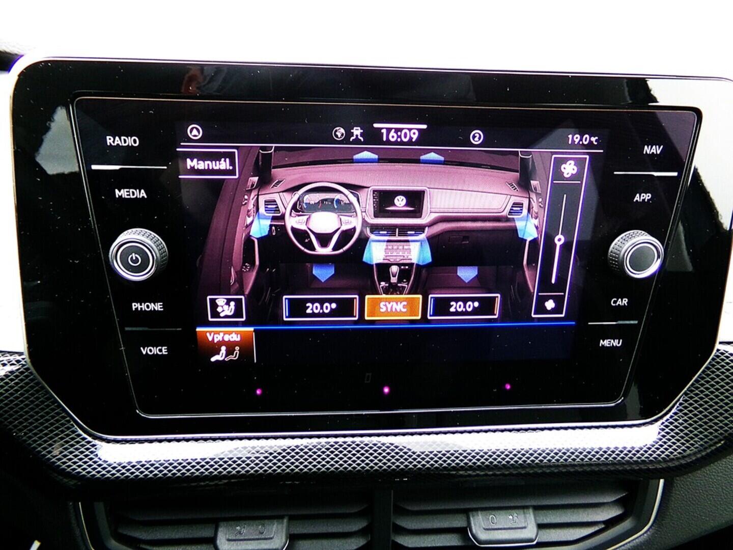 O419V06279_32.webp_T-CROSS Style 1.0 TSI 85 kW automat, DPH