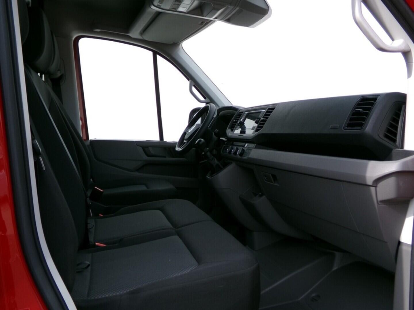 O419V07290_23.webp_CRAFTER - SKŘÍŇOVÝ VŮZ  L3H2 2.0 TDI 103 kW manuál, DPH