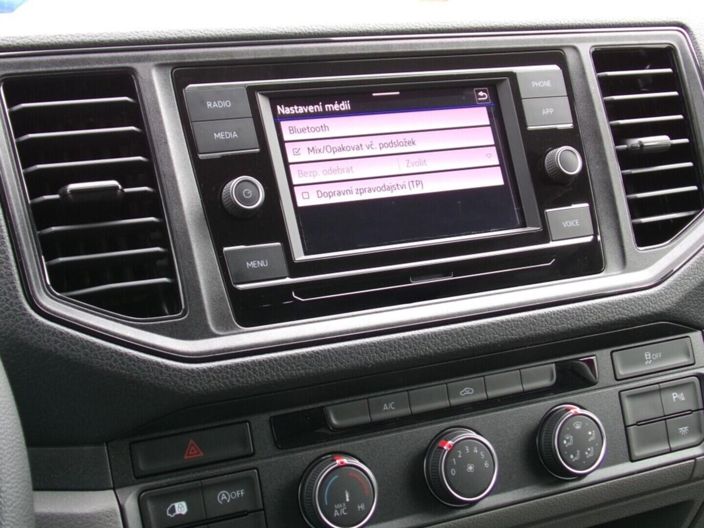 O419V07290_26.webp_CRAFTER - SKŘÍŇOVÝ VŮZ  L3H2 2.0 TDI 103 kW manuál, DPH