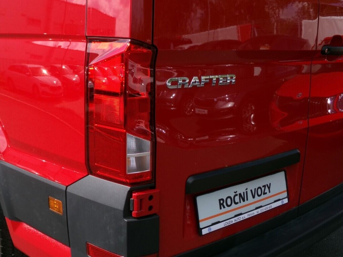 O419V07290_32.webp_CRAFTER - SKŘÍŇOVÝ VŮZ  L3H2 2.0 TDI 103 kW manuál, DPH