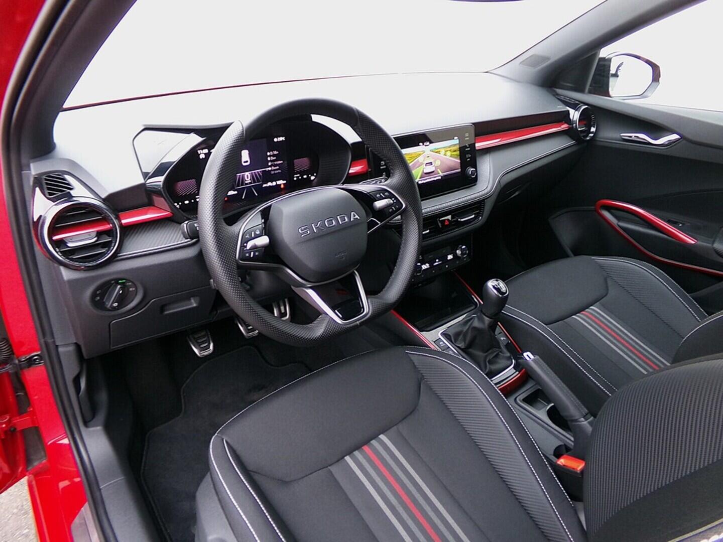 O419V07334_19.webp_FABIA Monte Carlo 1.0 TSI 81 kW manuál, DPH