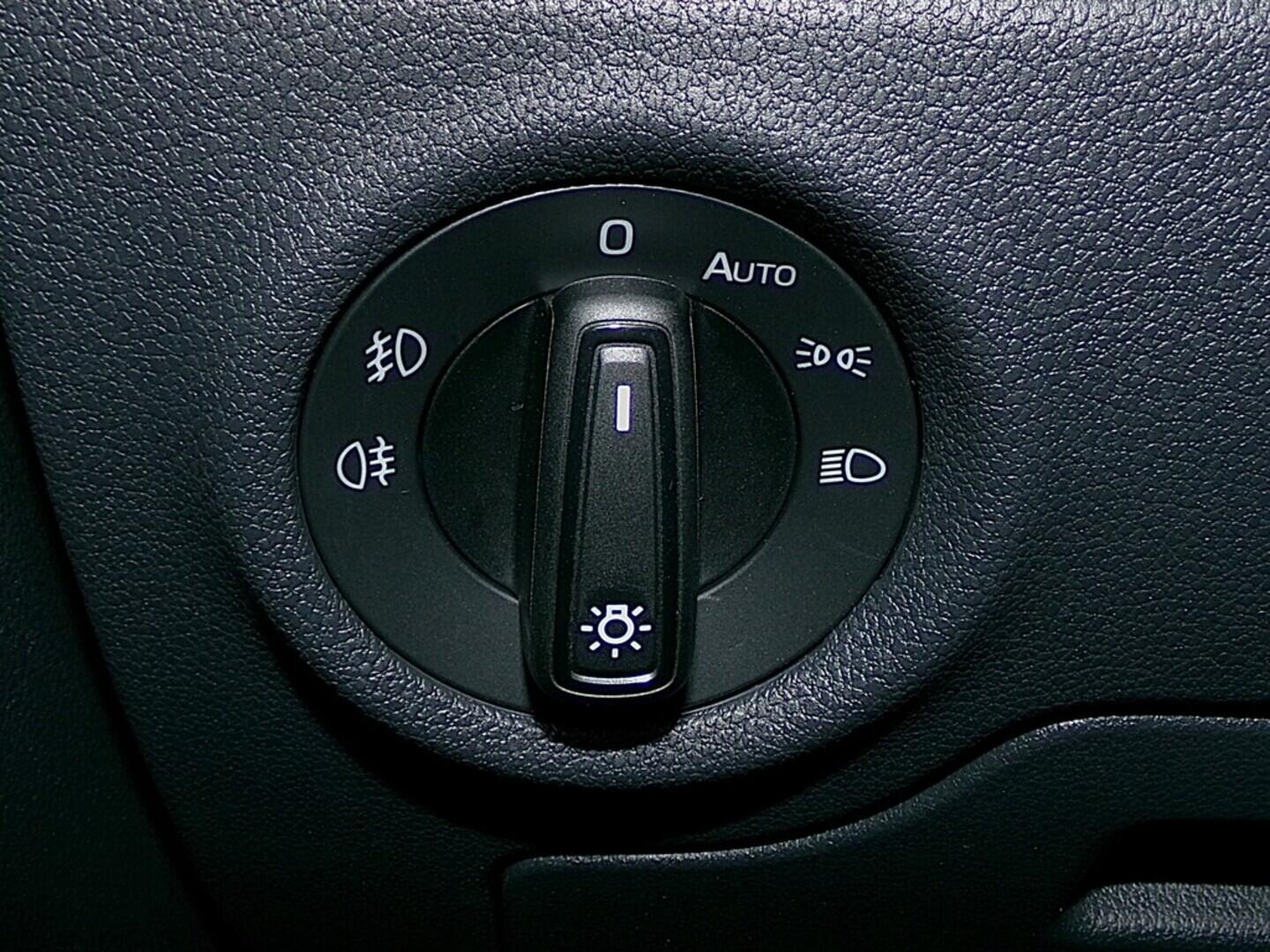 O419V07334_22.webp_FABIA Monte Carlo 1.0 TSI 81 kW manuál, DPH