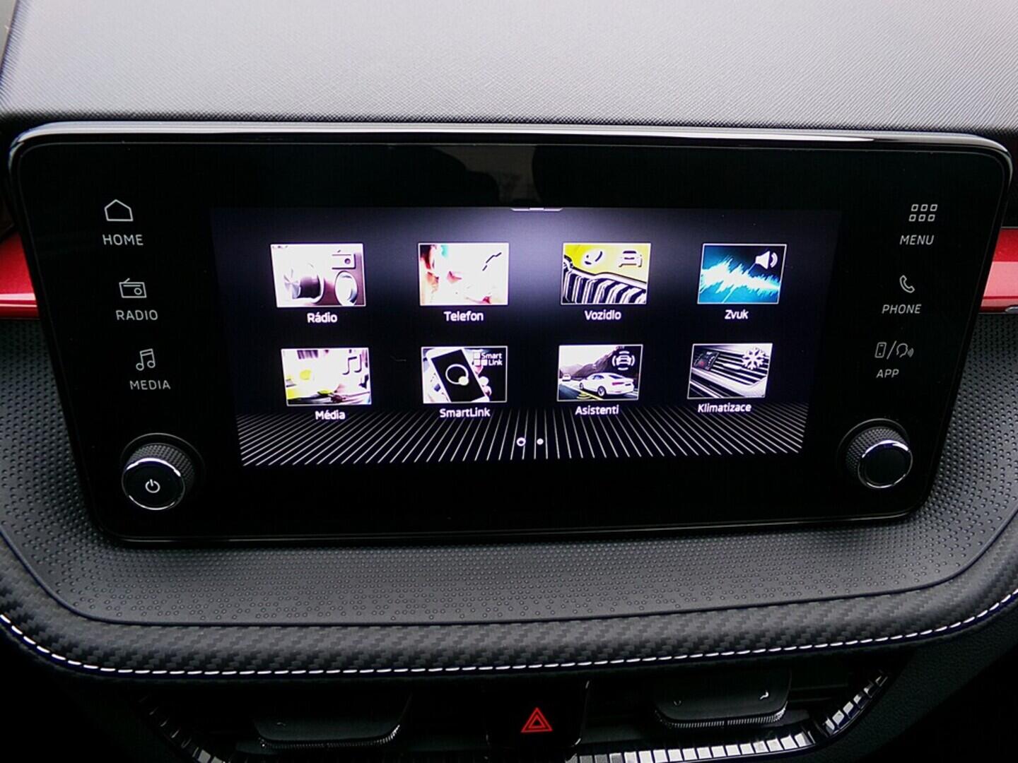 O419V07334_25.webp_FABIA Monte Carlo 1.0 TSI 81 kW manuál, DPH