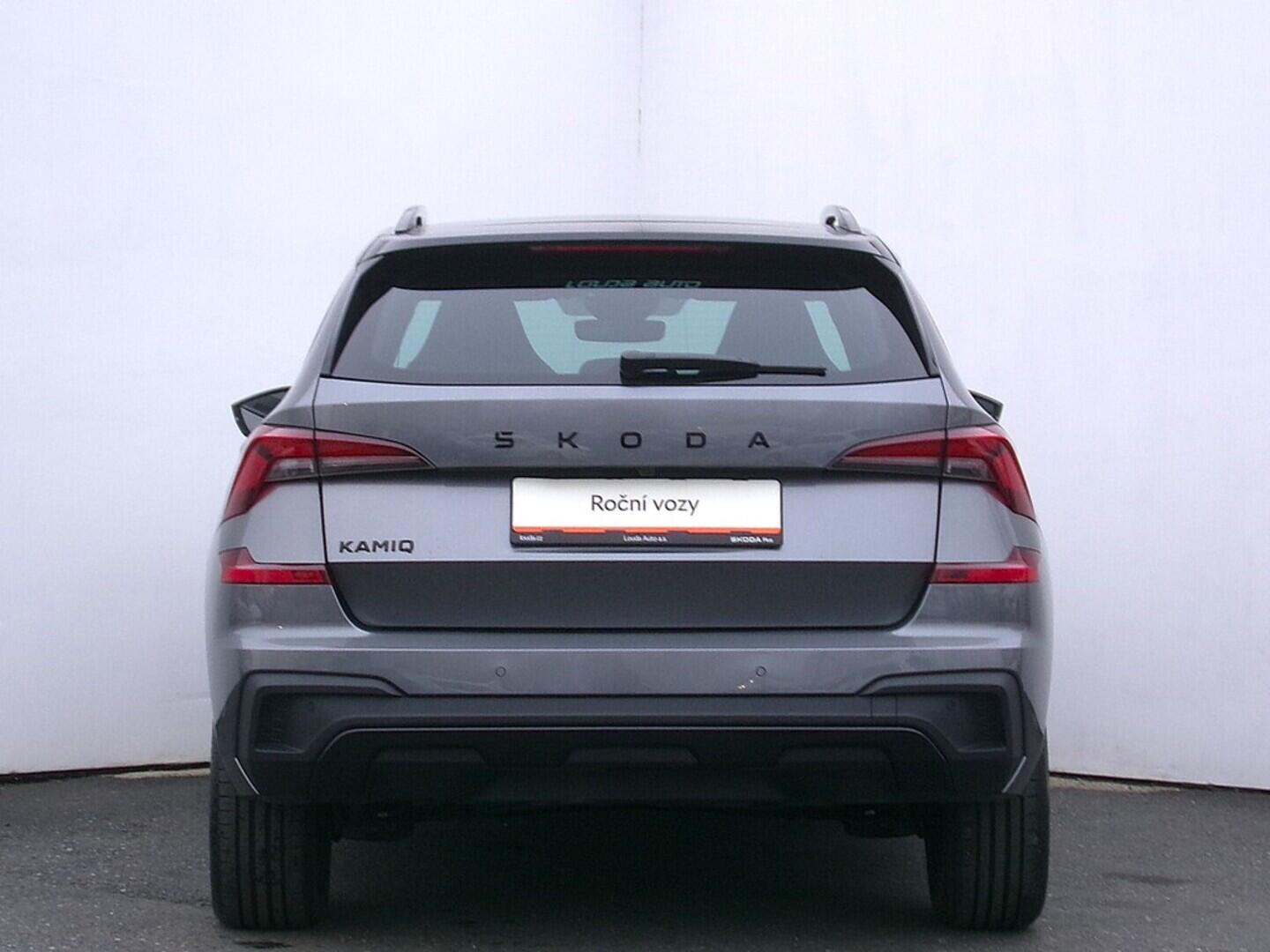 O419V07335_17.webp_KAMIQ Monte Carlo 1.0 TSI 81 kW manuál, DPH