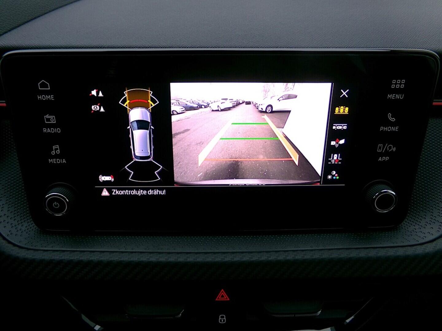 O419V07335_30.webp_KAMIQ Monte Carlo 1.0 TSI 81 kW manuál, DPH