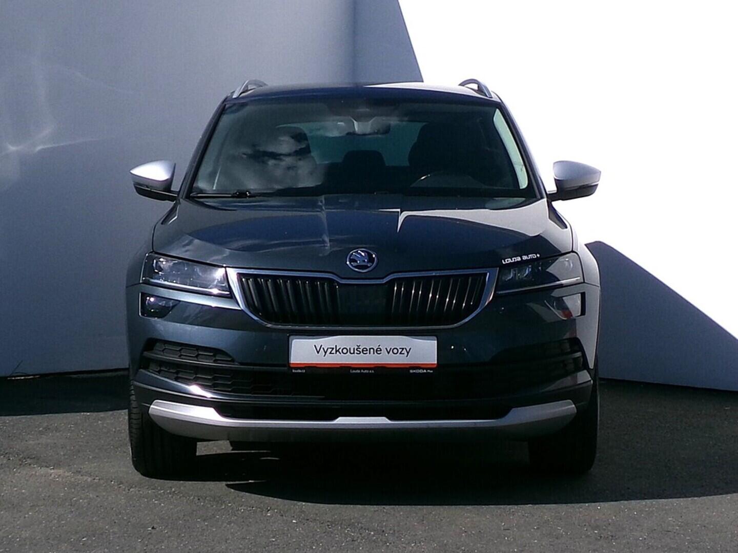 O419V07354_13.webp_KAROQ Scout 2.0 TDI 110 kW automat