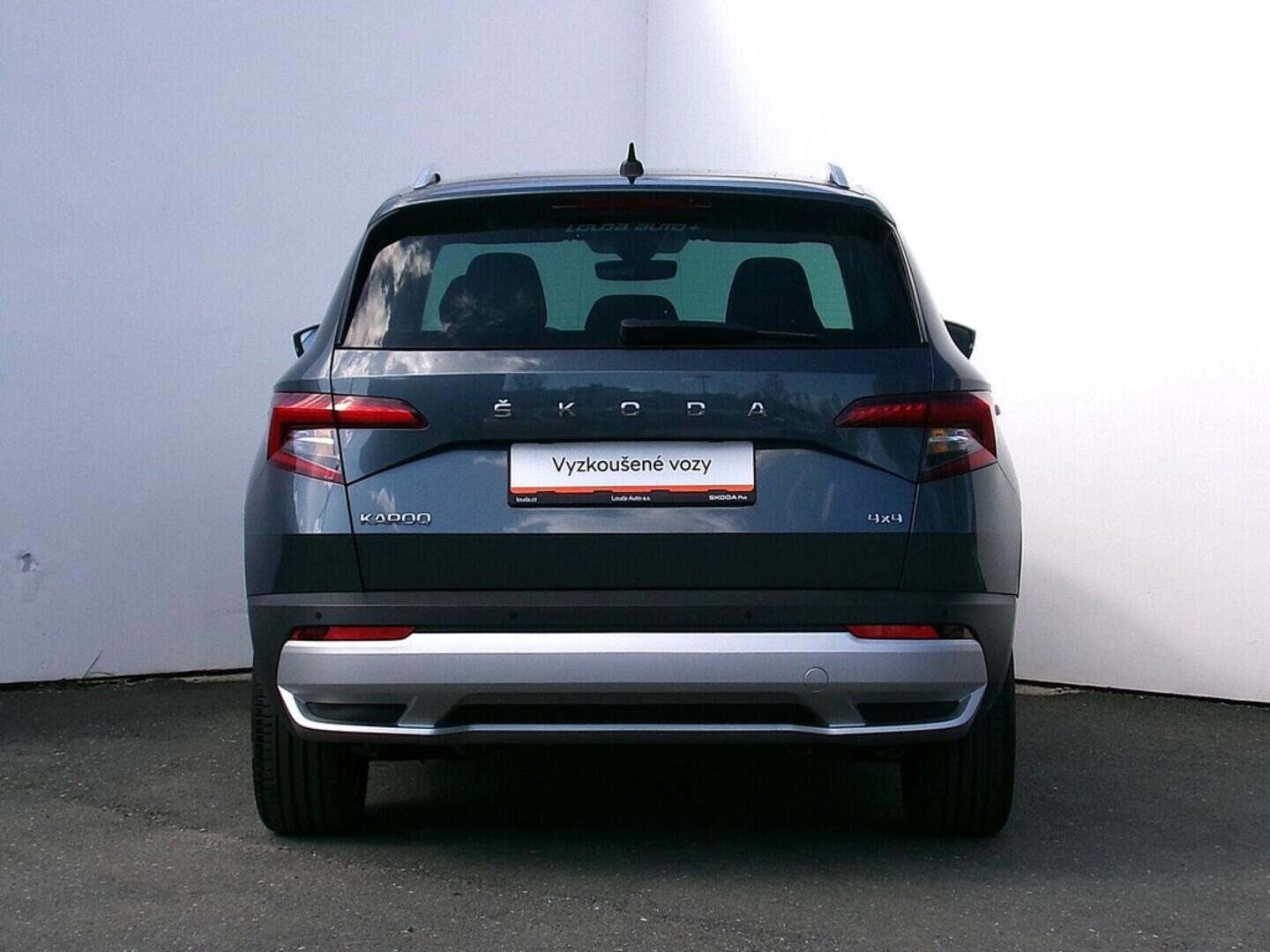 O419V07354_17.webp_KAROQ Scout 2.0 TDI 110 kW automat