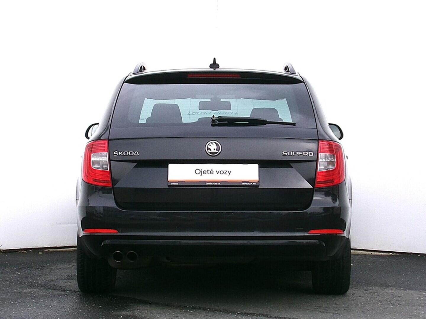 O419V07420_17.webp_SUPERB Ambition 2.0 TDI 103 kW automat