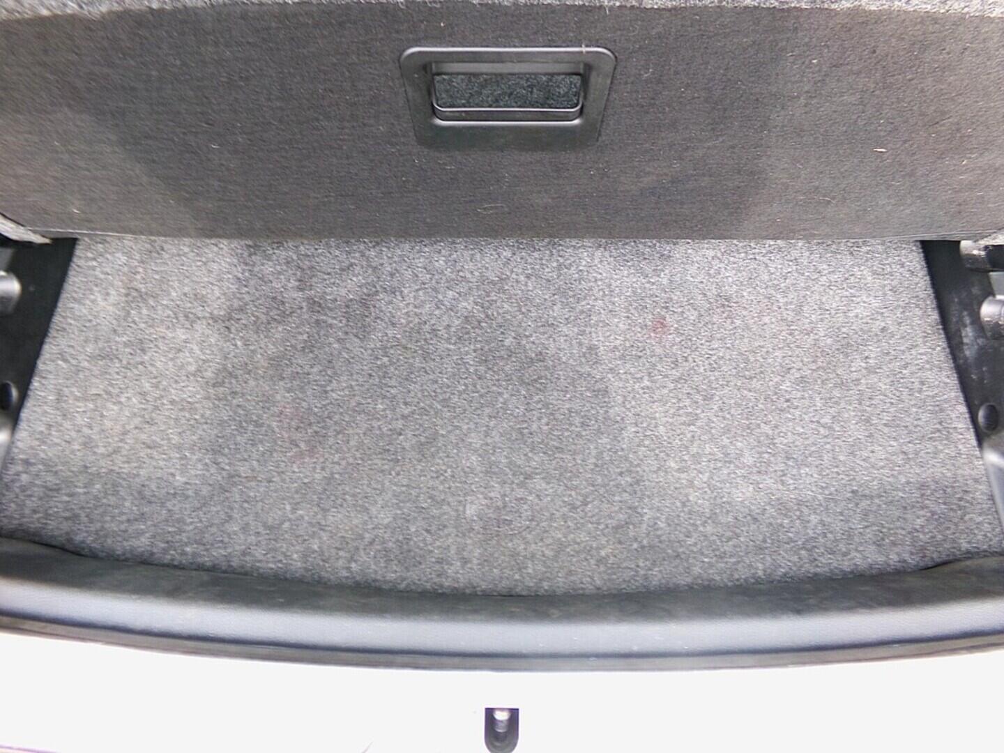 O419V07420_32.webp_SUPERB Ambition 2.0 TDI 103 kW automat