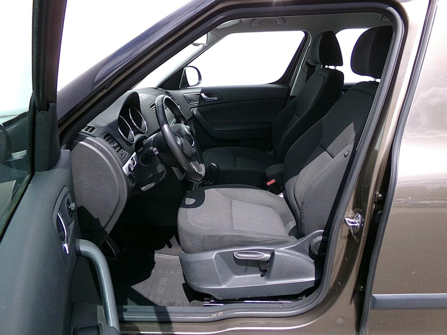O419V07437_20.webp_YETI Ambition 1.2 TSI 77 kW manuál