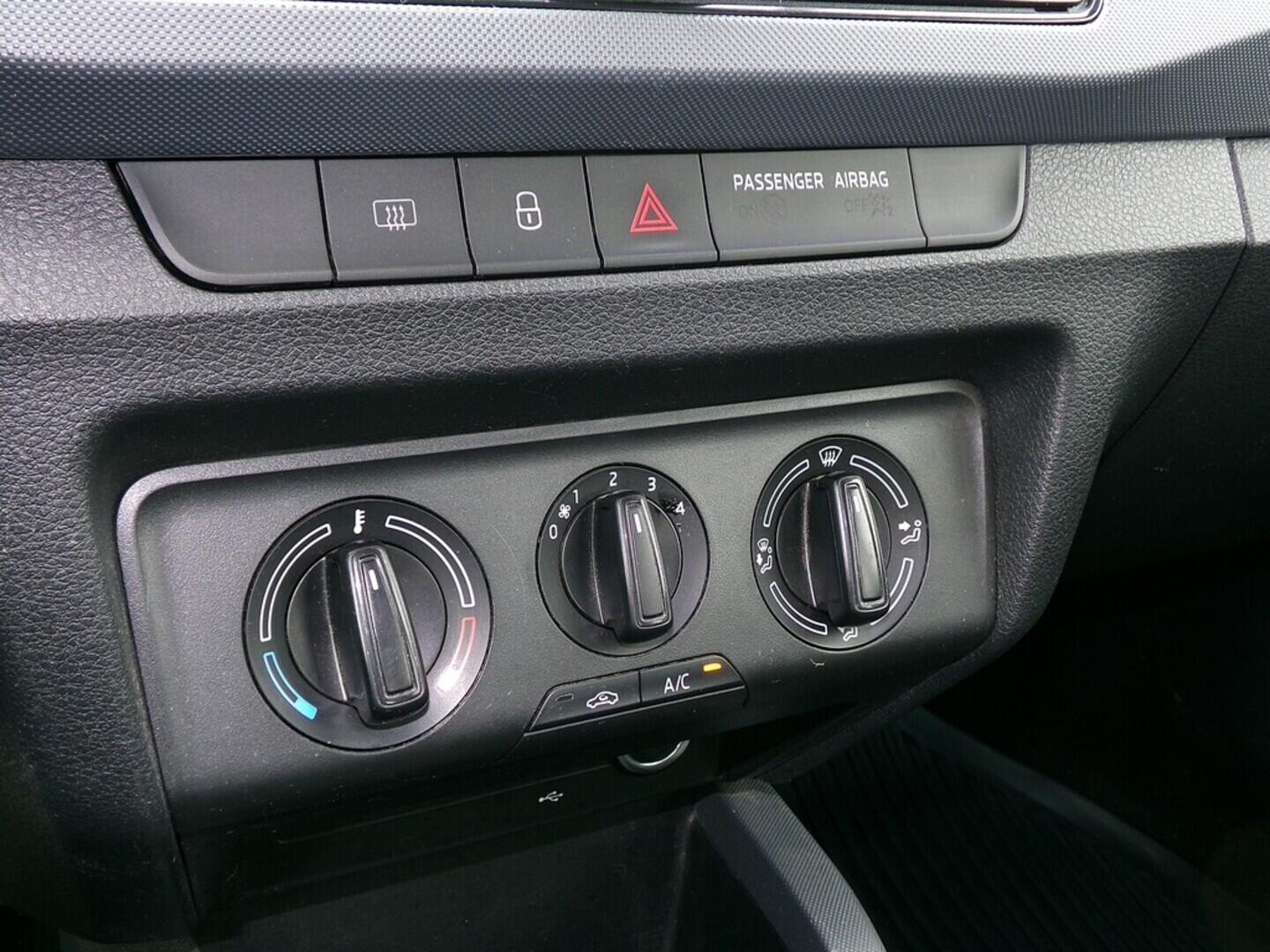 O419V07476_27.webp_FABIA  1.0 TSI 70 kW manuál, DPH