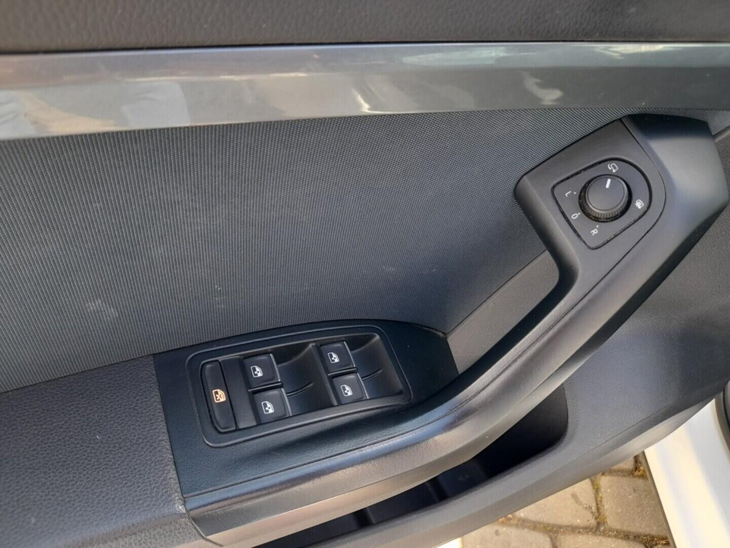 O419V07484_21.webp_ATECA  1.6 TDI 85 kW manuál, DPH