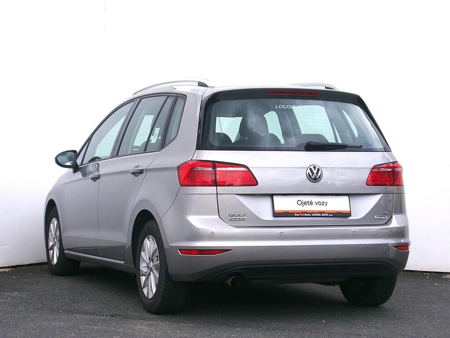 O419V07487_15.webp_GOLF SPORTSVAN Comfortline 1.2 TSI 81 kW manuál