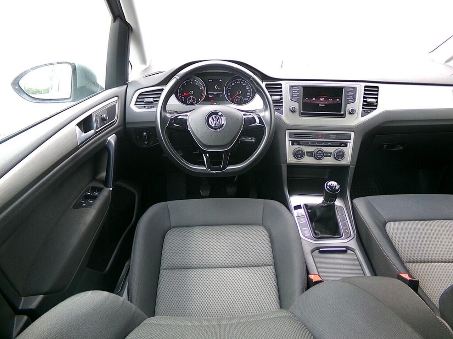 O419V07487_24.webp_GOLF SPORTSVAN Comfortline 1.2 TSI 81 kW manuál