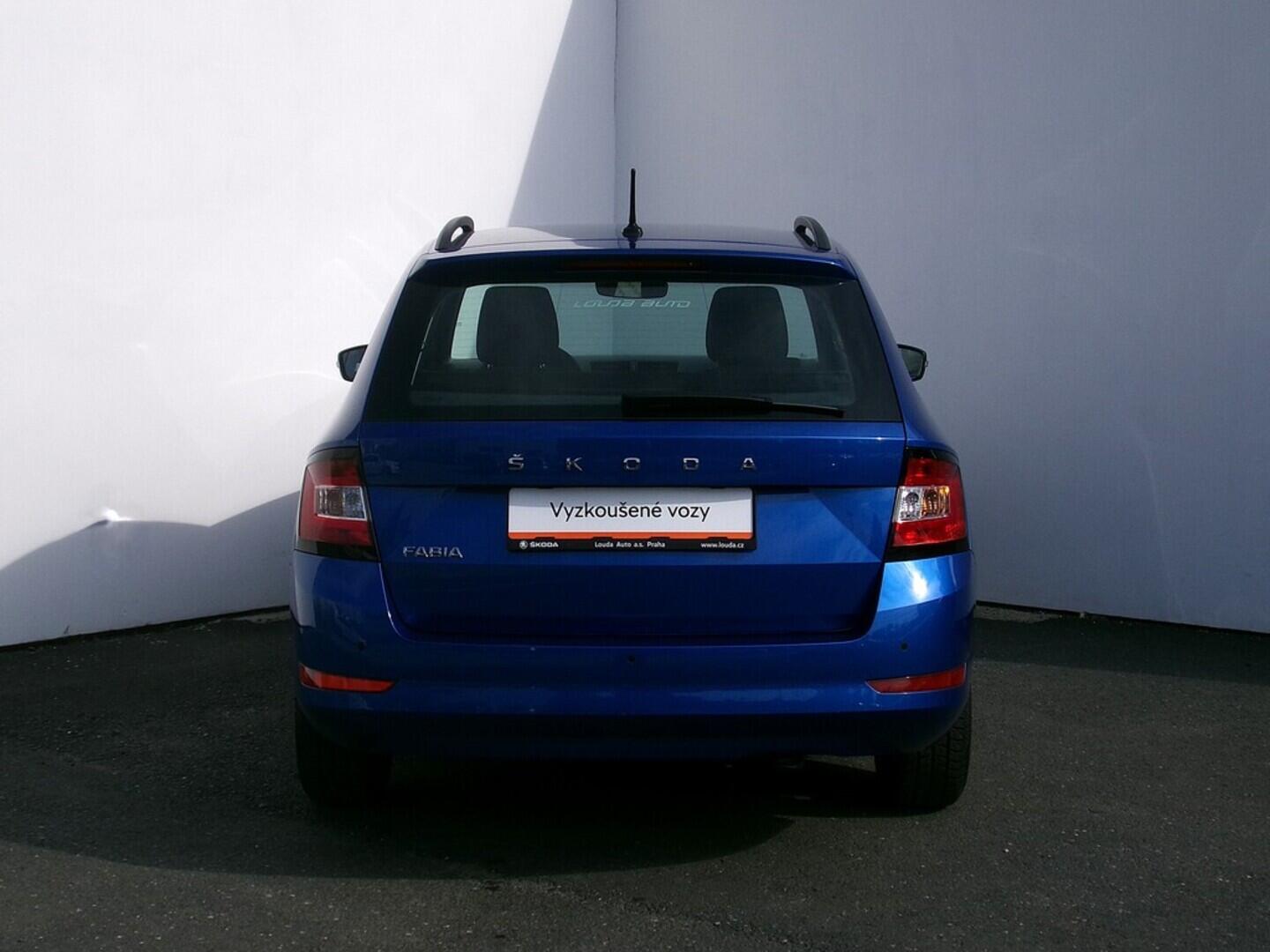O419V07497_17.webp_FABIA Active 1.0 TSI 70 kW manuál, DPH