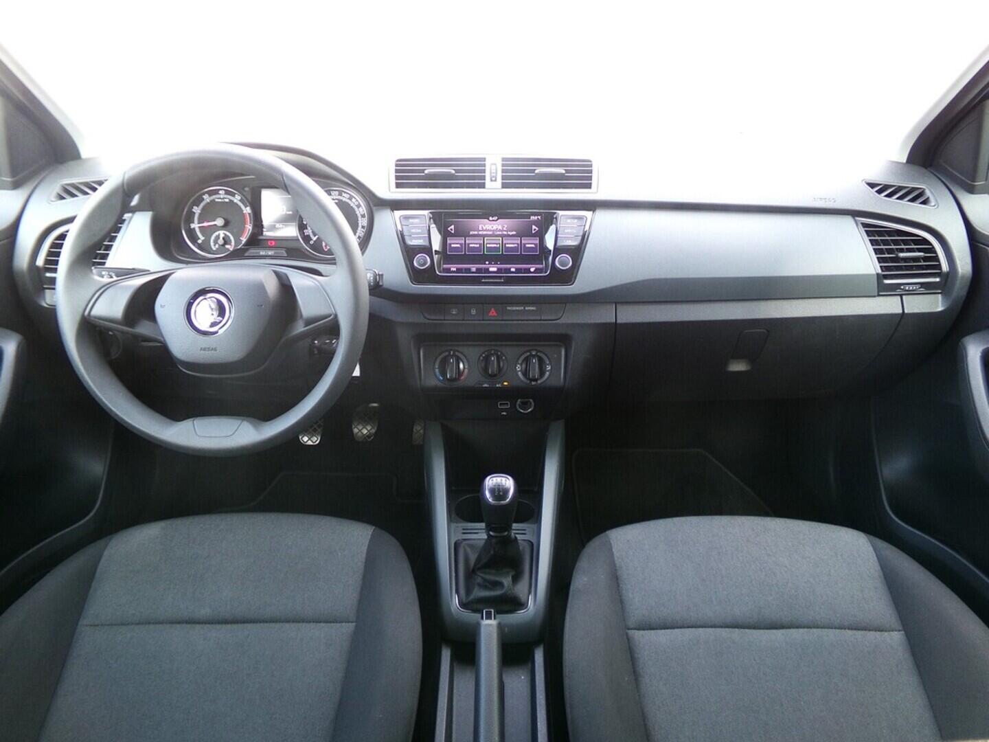 O419V07497_18.webp_FABIA Active 1.0 TSI 70 kW manuál, DPH