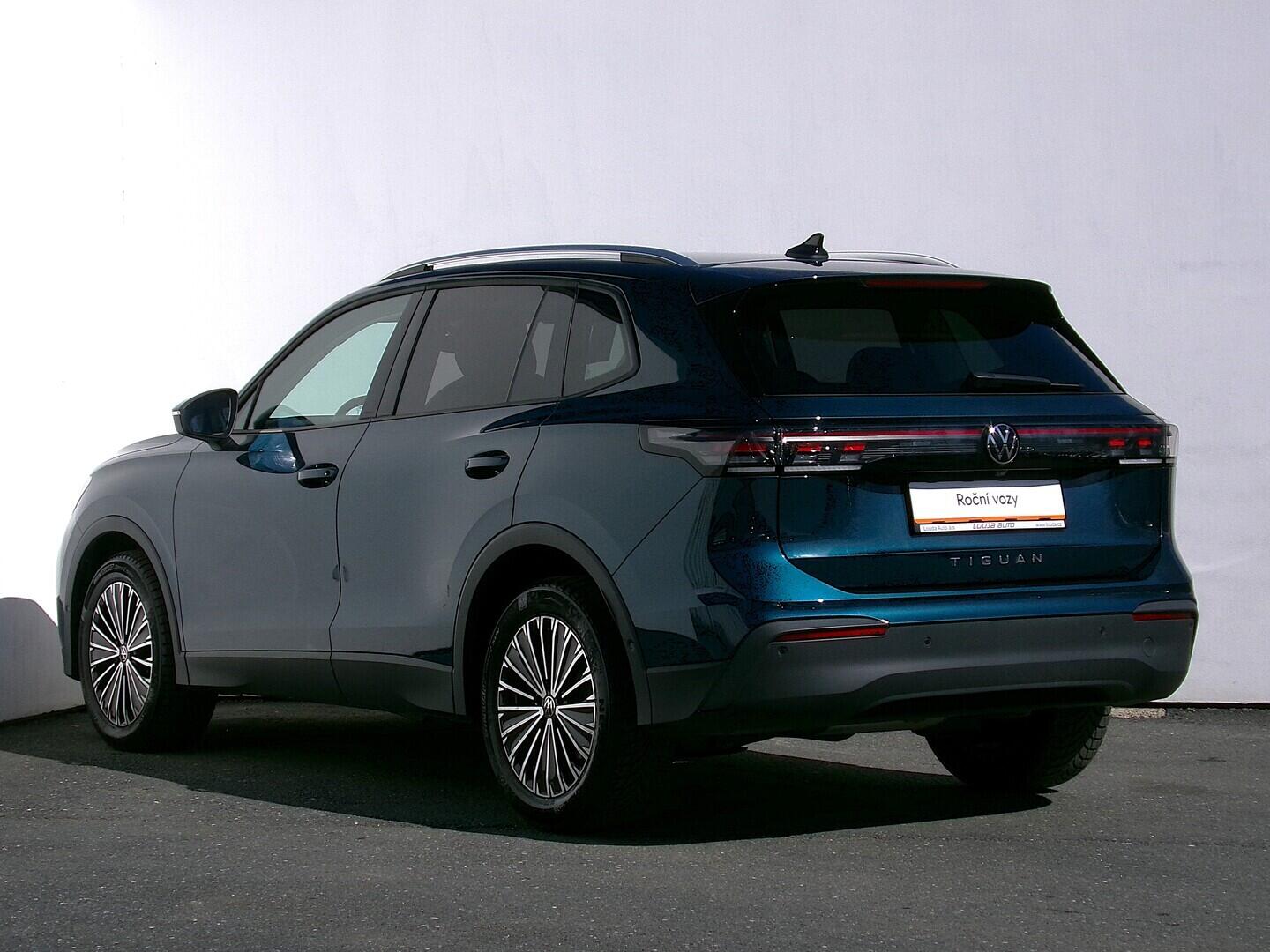 O419V07529_15.webp_TIGUAN life 2.0 TDI 110 kW automat, DPH