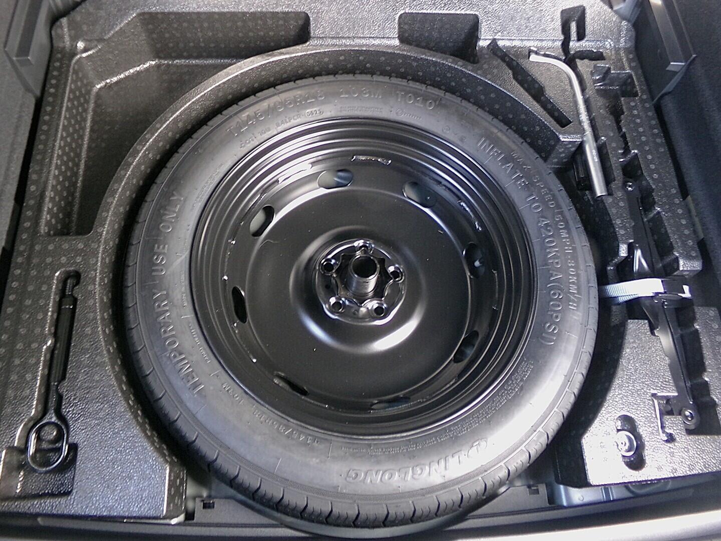 O419V07529_37.webp_TIGUAN life 2.0 TDI 110 kW automat, DPH