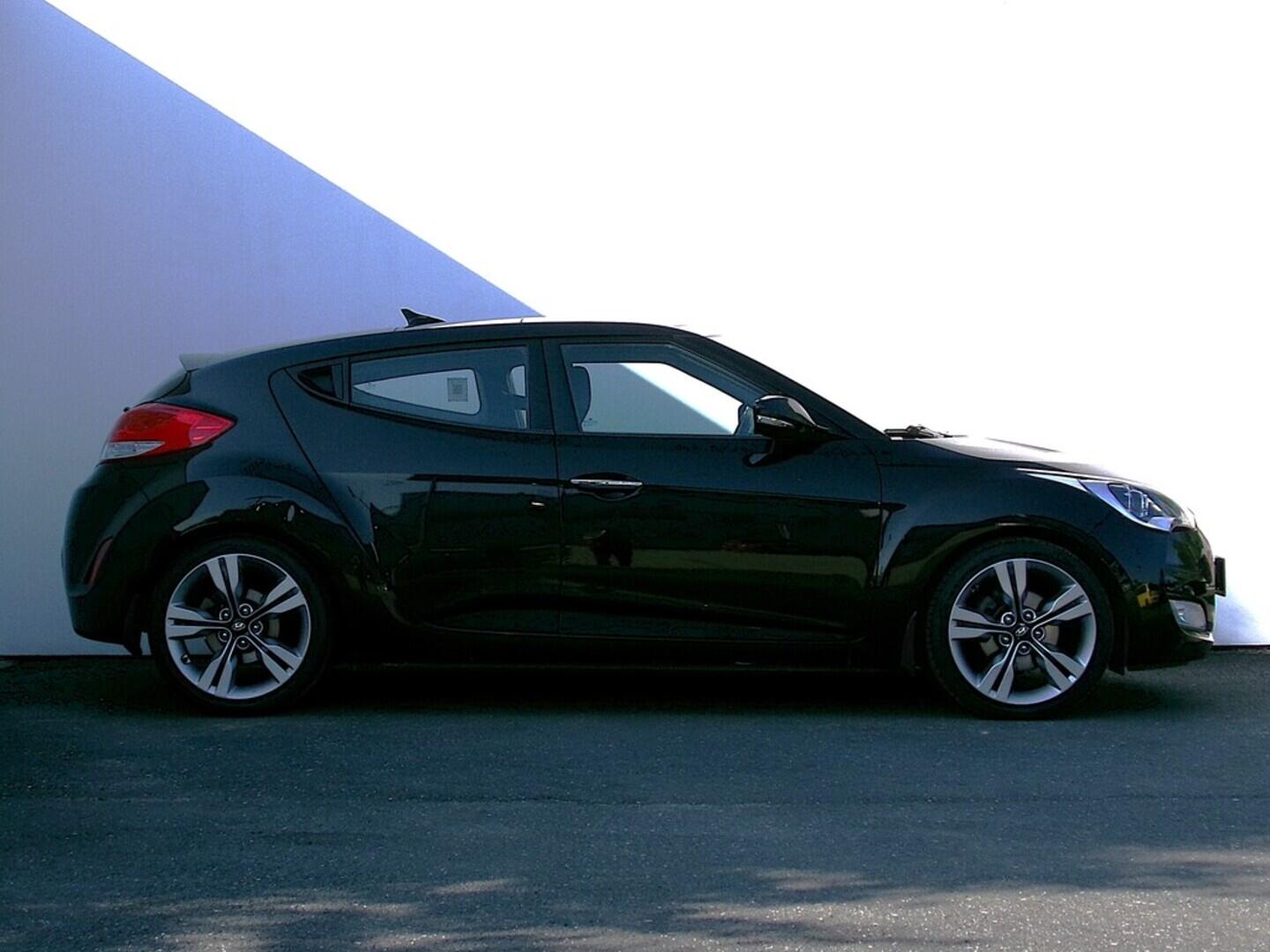 O419V07532_16.webp_VELOSTER  1.6  103 kW manuál