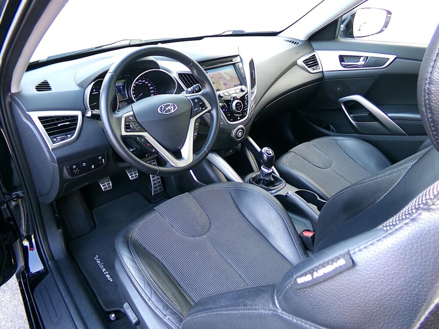 O419V07532_19.webp_VELOSTER  1.6  103 kW manuál