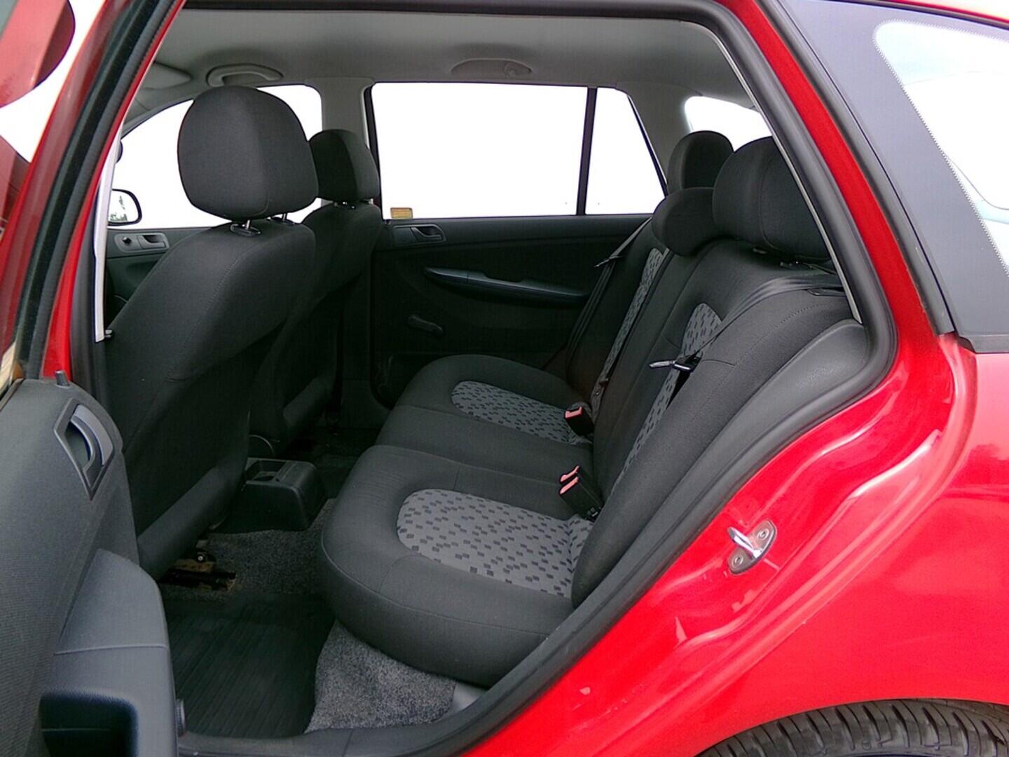 O419V07533_28.webp_FABIA Classic 1.4 TDI 51 kW manuál
