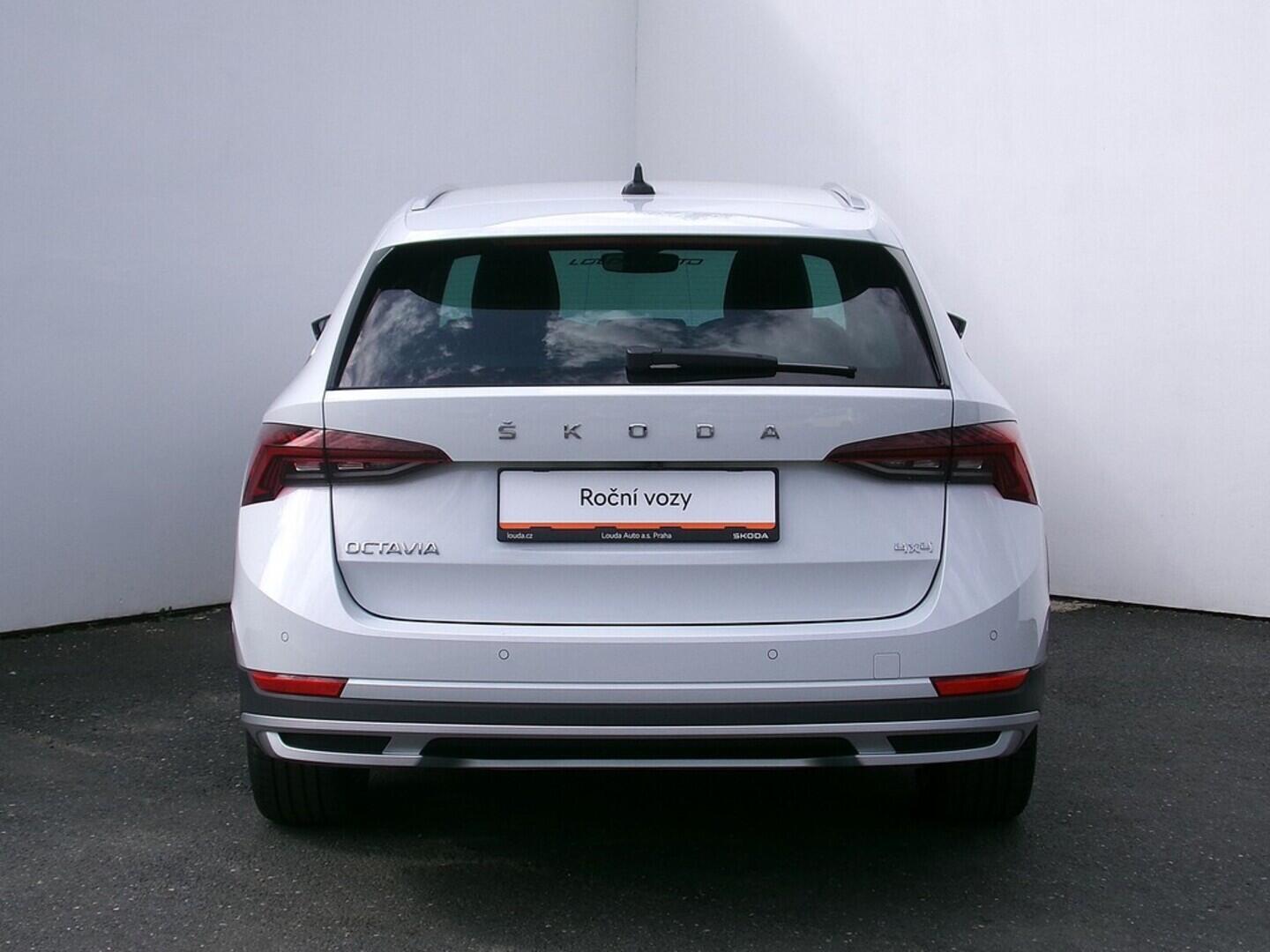 O419V07562_17.webp_OCTAVIA Scout 2.0 TSI 140 kW automat, DPH