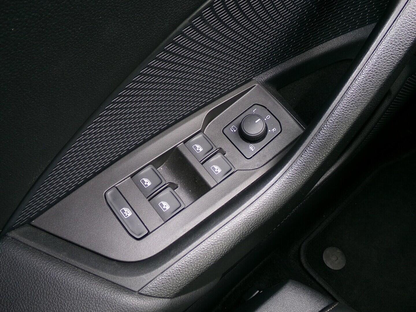 O419V07562_21.webp_OCTAVIA Scout 2.0 TSI 140 kW automat, DPH